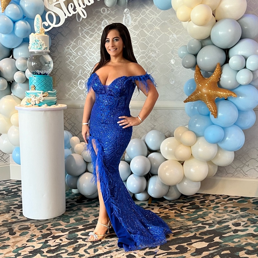 Stunning Portia and Scarlett prom dress